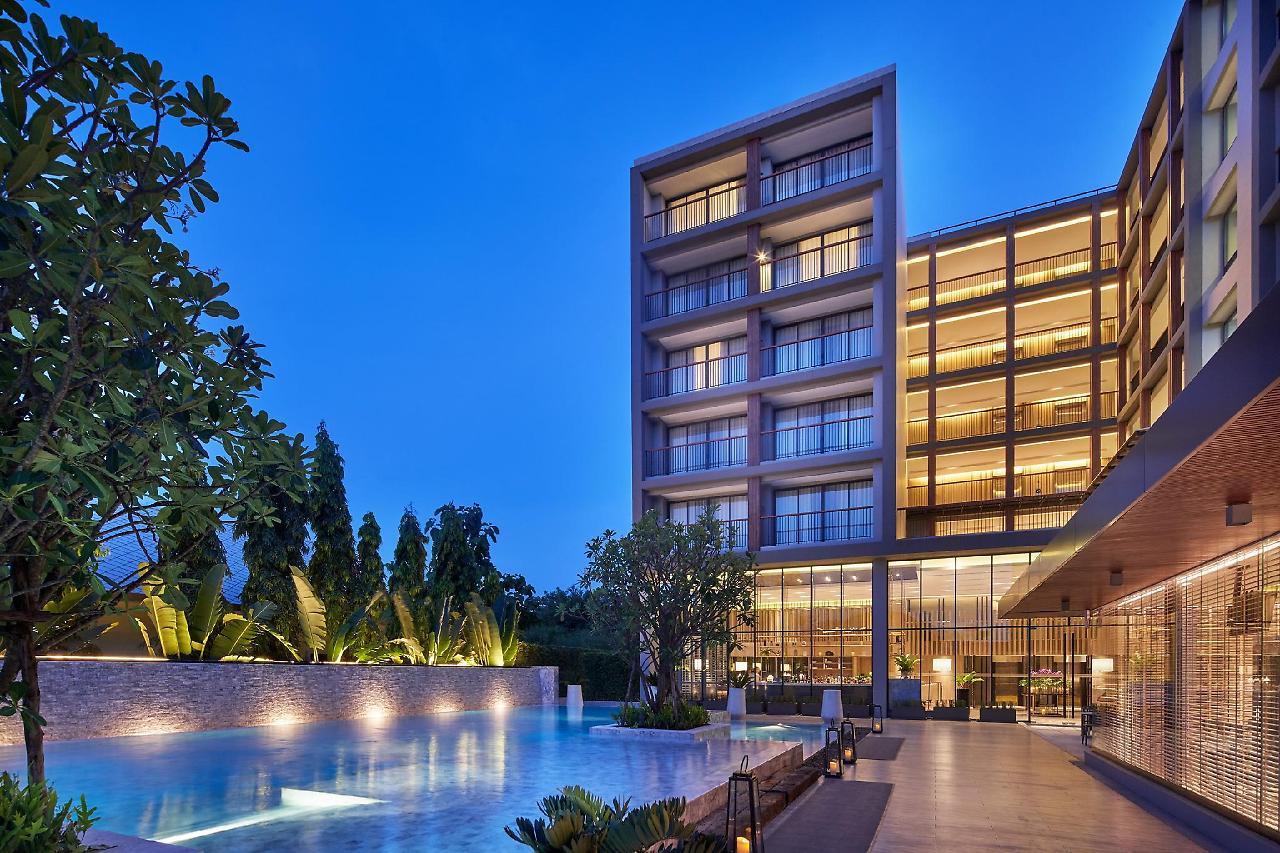 The Park Nine Hotel Suvarnabhumi Bangkok Exteriér fotografie The hotel's main building