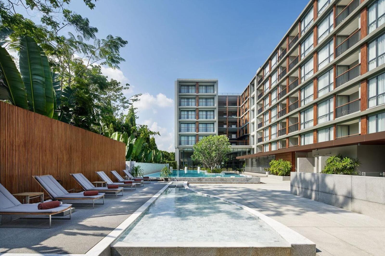 The Park Nine Hotel Suvarnabhumi Bangkok Exteriér fotografie The hotel's pool