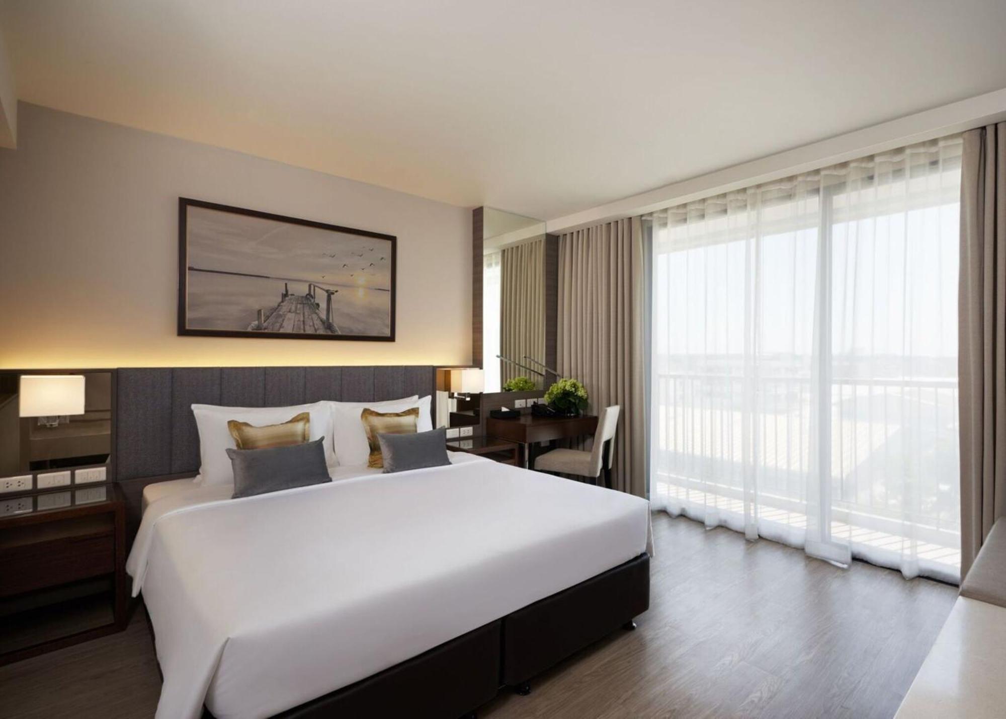 The Park Nine Hotel Suvarnabhumi Bangkok Pokoj fotografie Deluxe Room