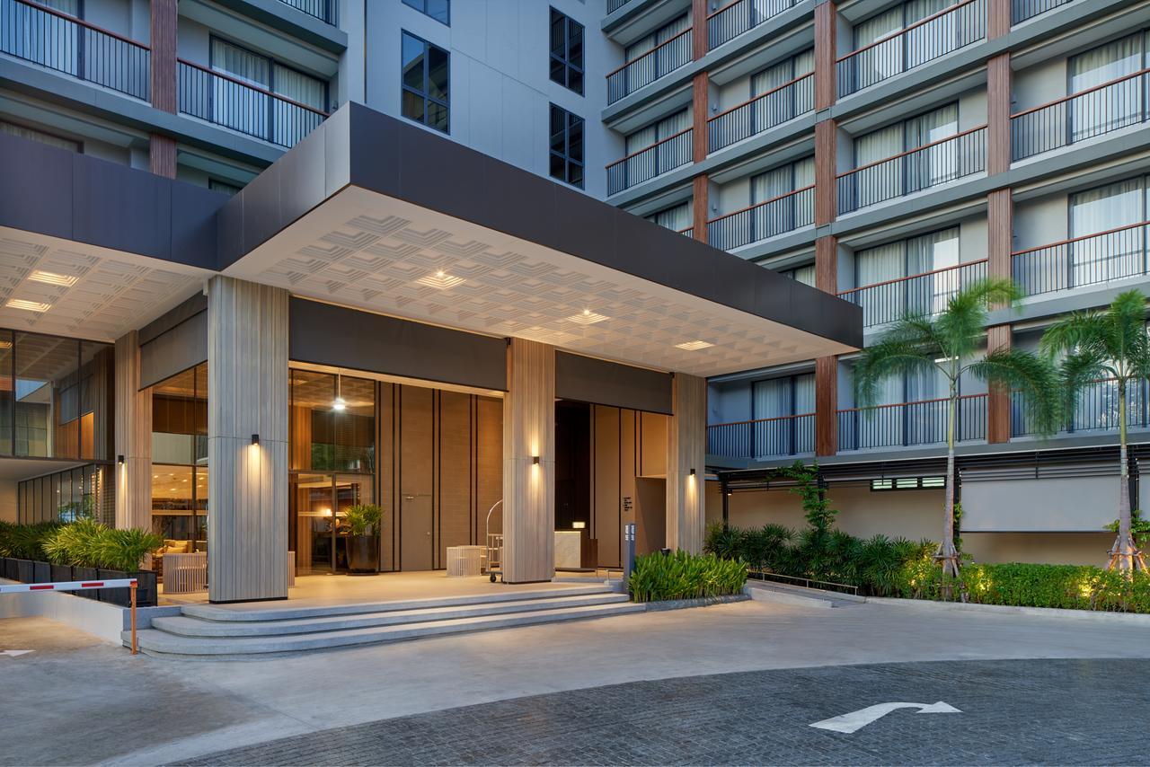 The Park Nine Hotel Suvarnabhumi Bangkok Exteriér fotografie The hotel's entrance